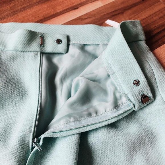 Pretty Up Japanese brand elegant mint faux pleated pastel pencil skirt🌱 - Picture 4 of 4